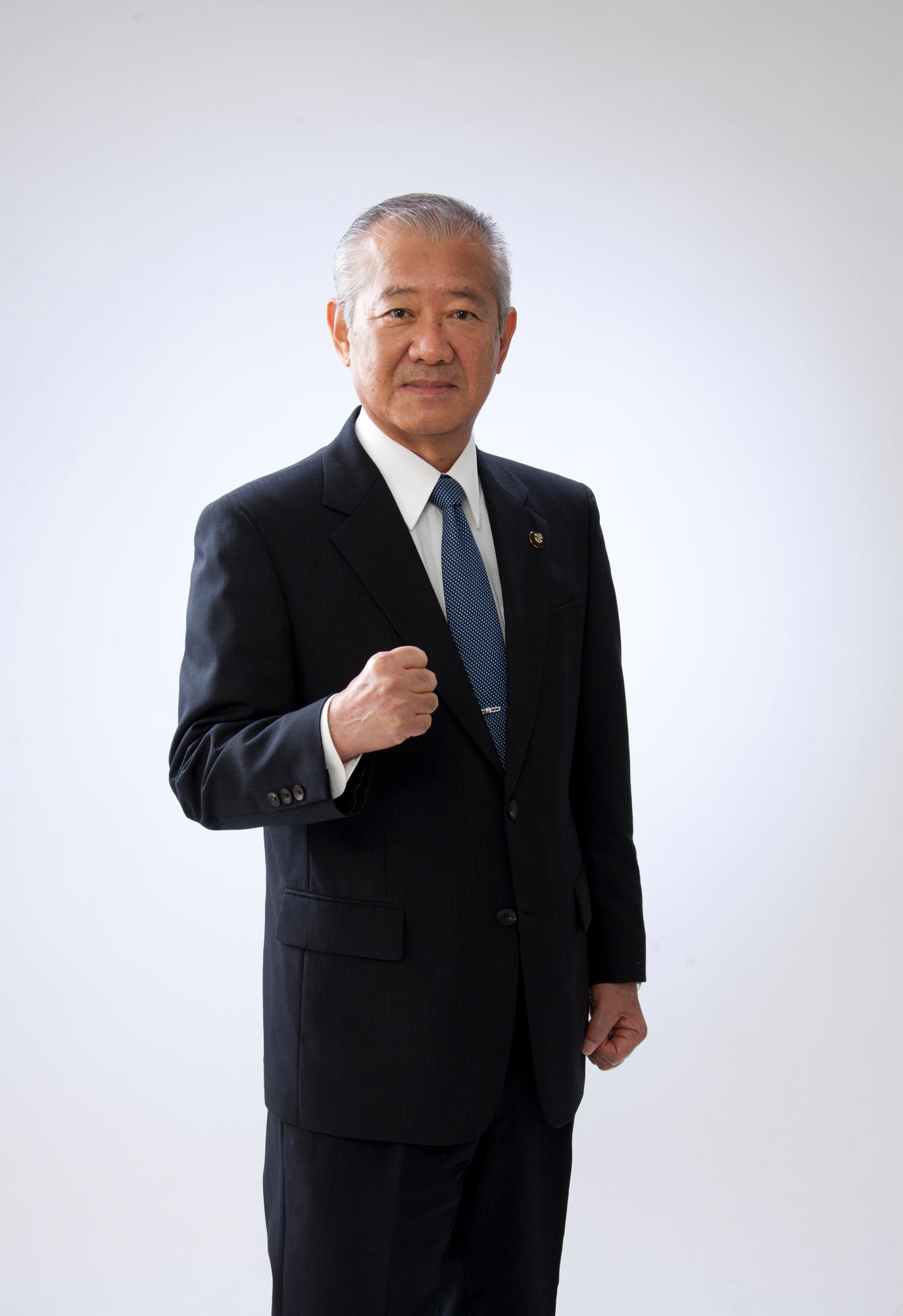 比田勝市長の写真