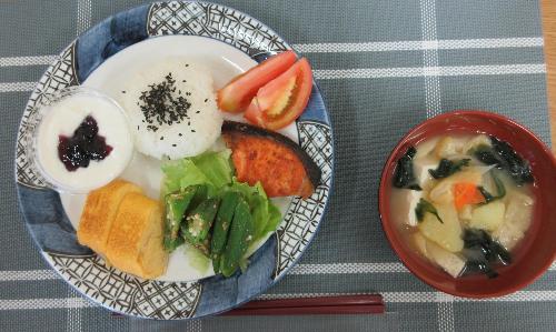 五輪カラーの朝ごはん